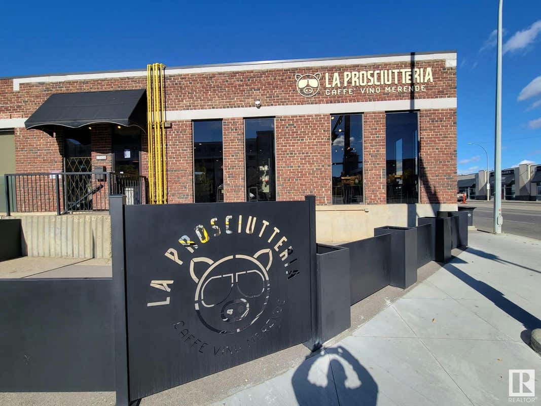 10906 105 Avenue, Edmonton, AB T5H 0L3 Commercial Real Estate For Sale