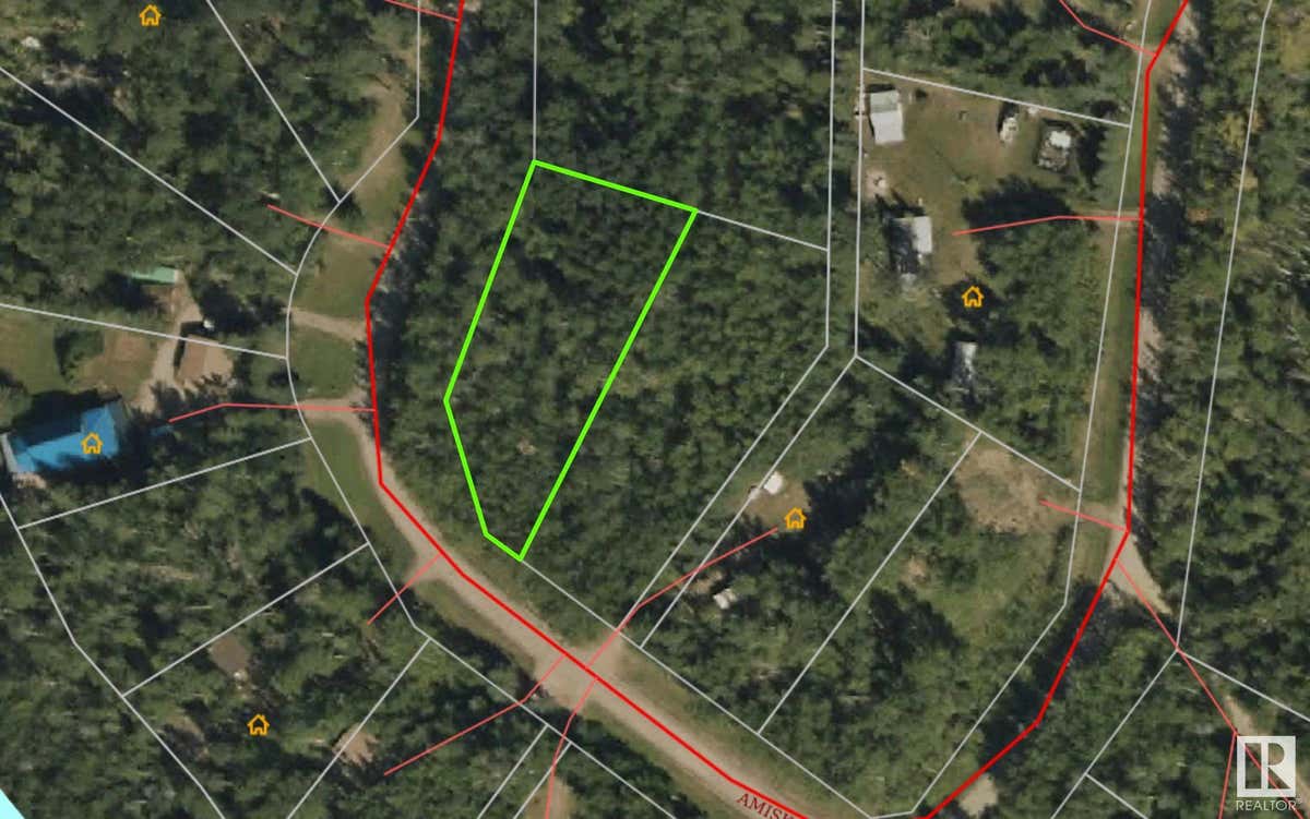 225 60118 SEC HWY 867, Rural St. Paul County, AB T0A 0C0 À vendre RE