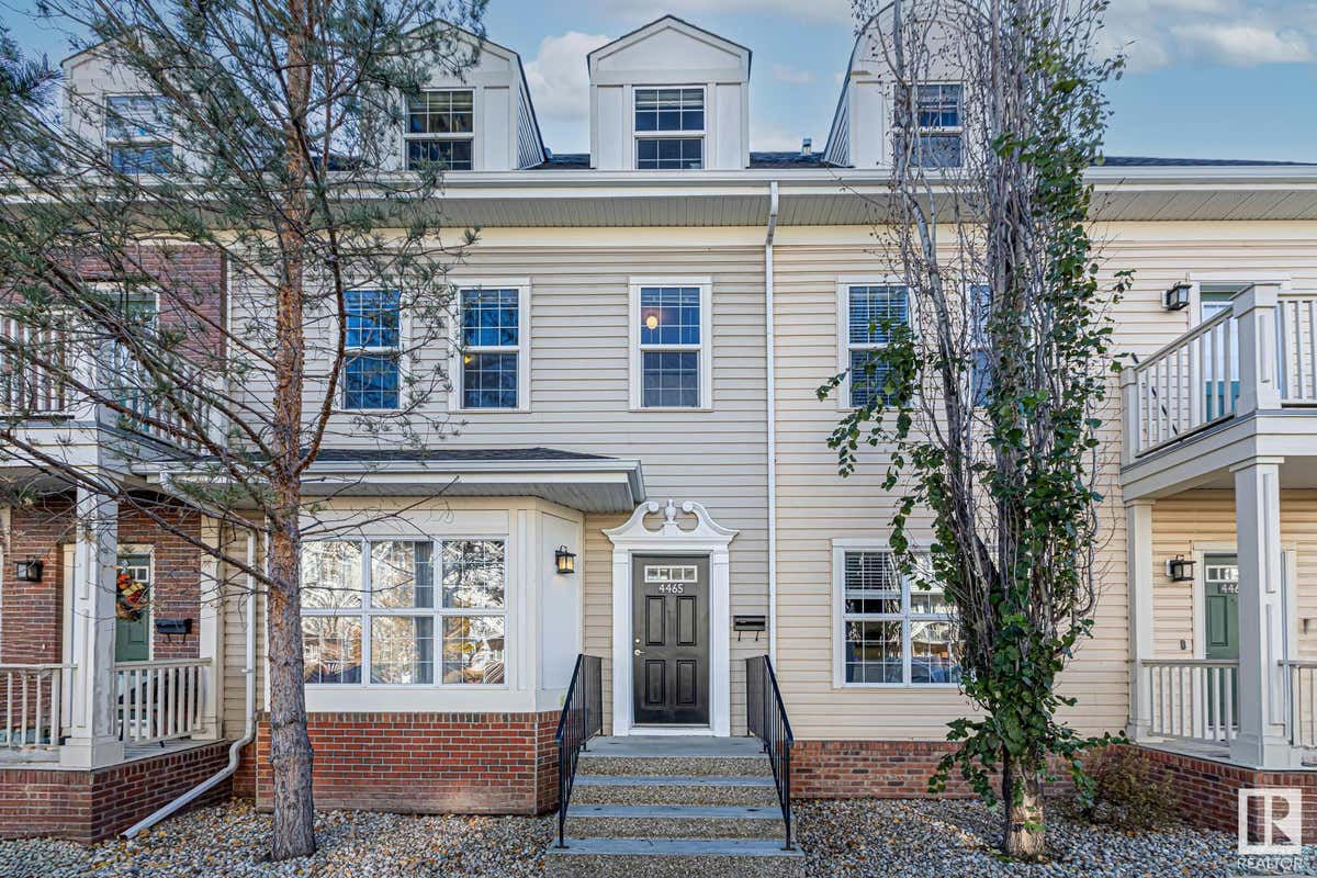 4465 MCCRAE Avenue, Edmonton, AB T5E 4G6 Property For Sale RE/MAX