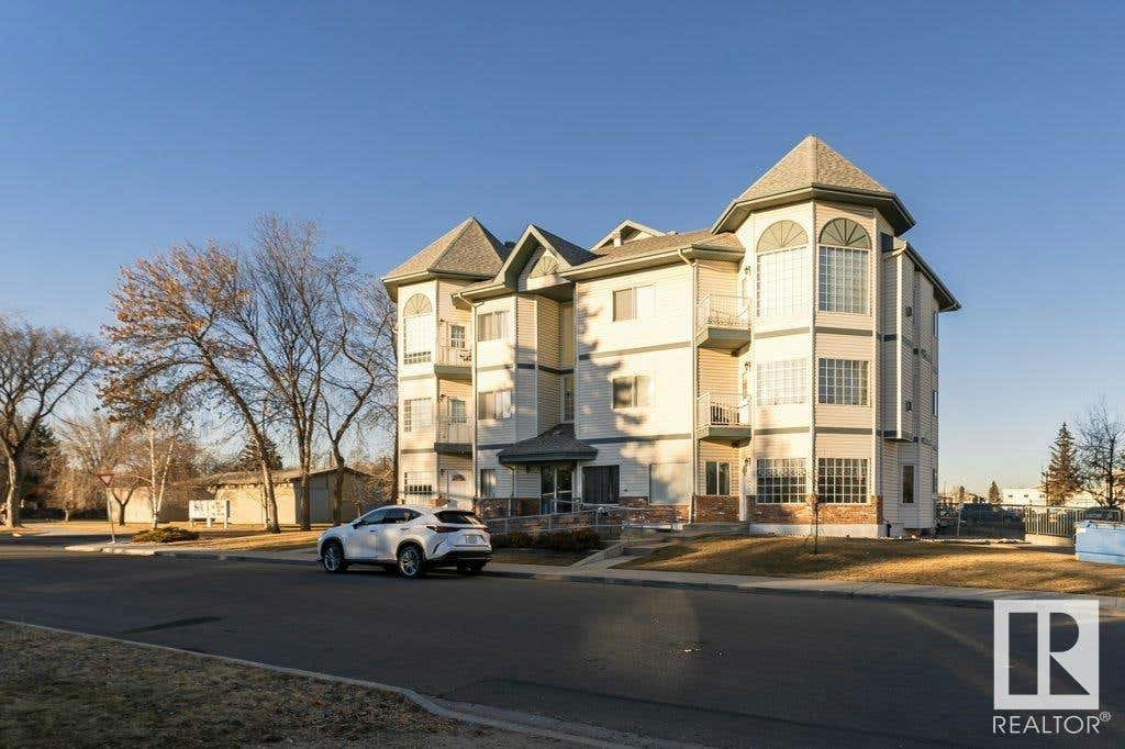 205 11308 130 Ave  