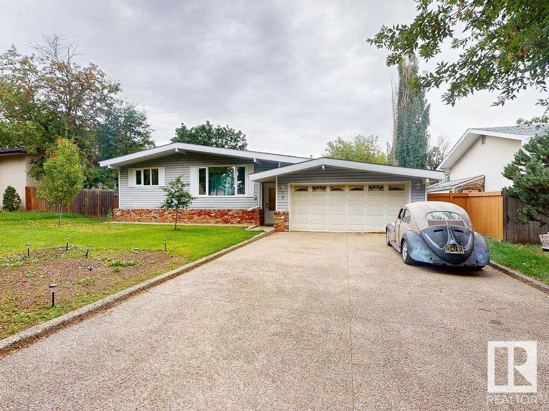 2 FAWCETT Crescent, St. Albert, AB T8N 1W3 House For Sale RE/MAX