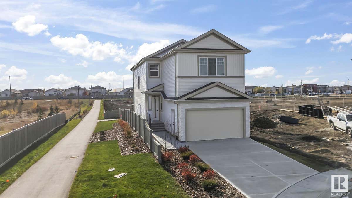 6803 169 Avenue, Edmonton, AB T5Z 0H2 House For Sale RE/MAX E4411407