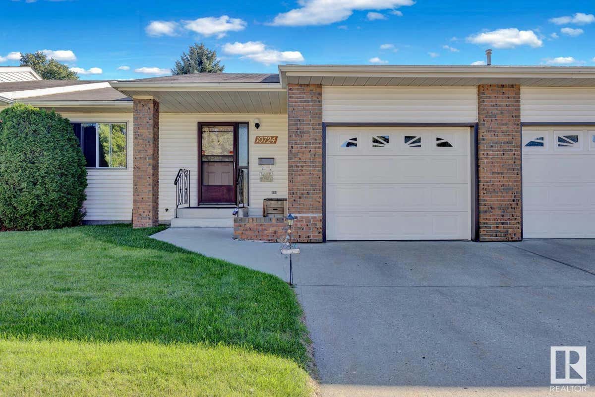 10724 153 Ave  