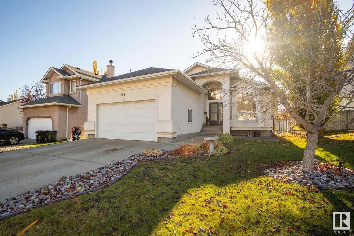 109 Heritage Terrace, Sherwood Park, AB T8A 6J5 House For Sale RE/MAX