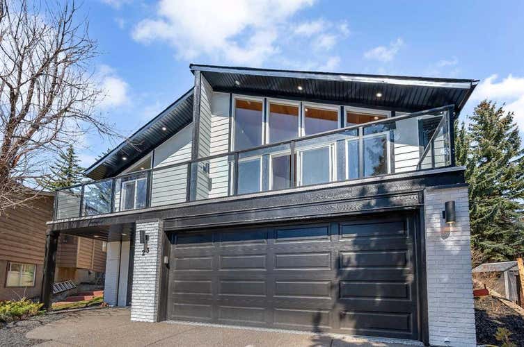 23 Edgewood Place NW