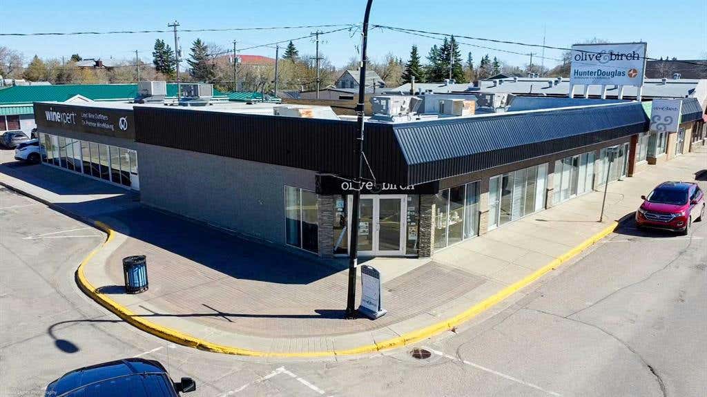 4813 49 Avenue, Lloydminster, SK S9V 0L9 Commercial Real Estate For