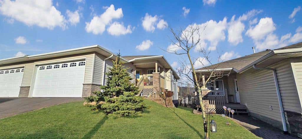 16, 131 Moberly Road