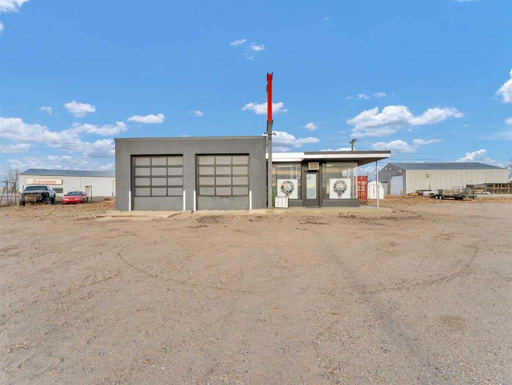 802 & 806 HIGHWAY AVENUE NE