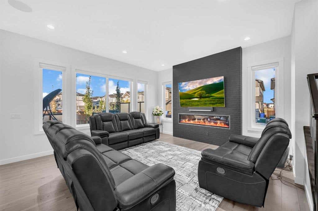 134 CORNER MEADOWS COMMON NE