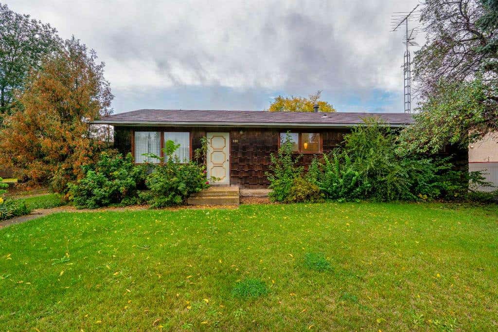 101 Jamieson Street, Bawlf, AB T0B 0J0 House For Sale RE/MAX A2169022