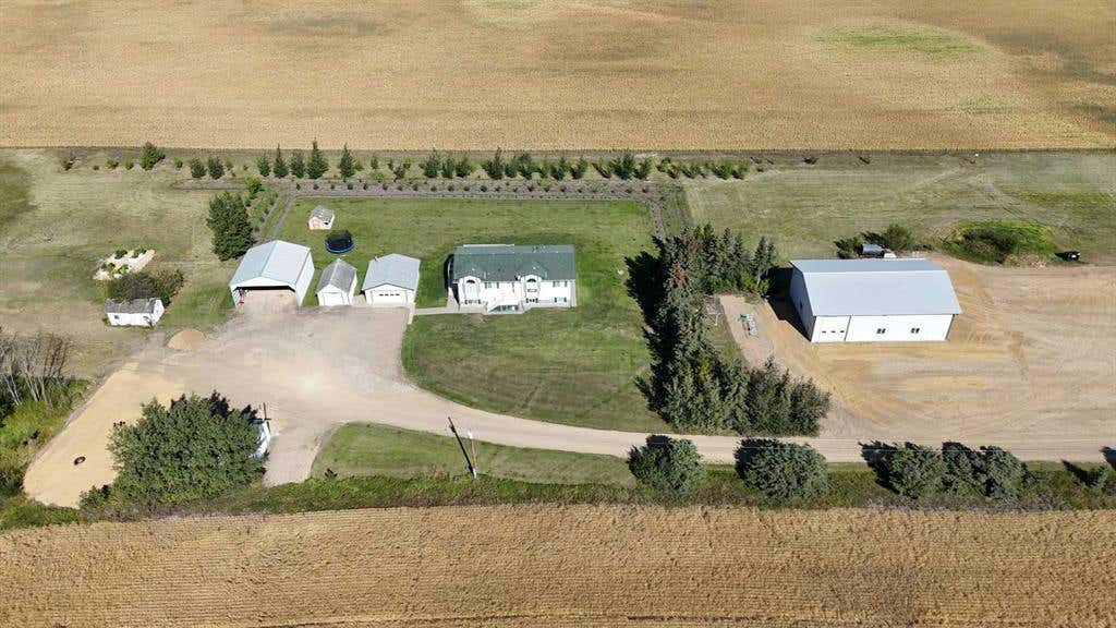 924044 Hwy 35, Notikewin, AB T0H 2V0 House For Sale RE/MAX A2171026