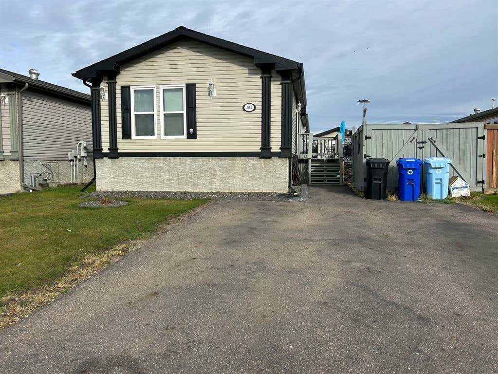 304 Ash Way, Fort McMurray, AB T9K 0G3 House For Sale RE/MAX A2171954