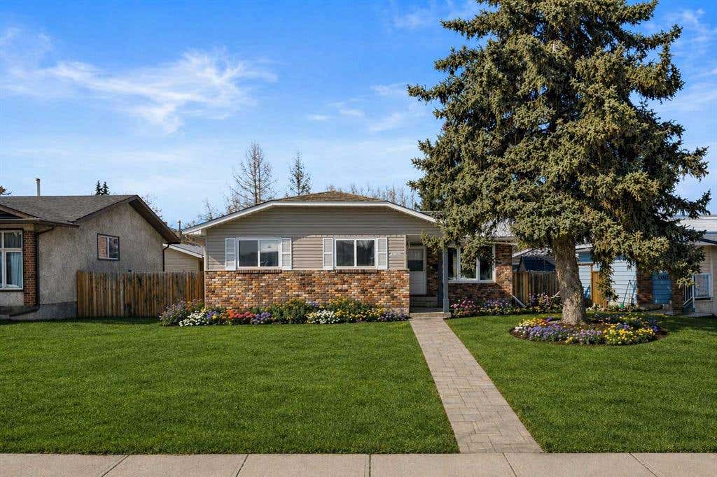 14520 PARKSIDE DRIVE SE, CALGARY, AB T2J 4J8, photo 1