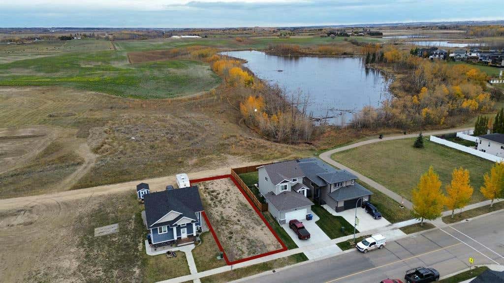 4798 Aspen Lakes Boulevard, Blackfalds, AB T4M 0M8 House For Sale RE