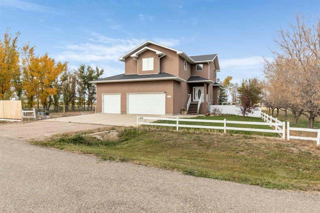 624 Tokar Road, Seven Persons, AB T0K 1Z0 House For Sale RE/MAX