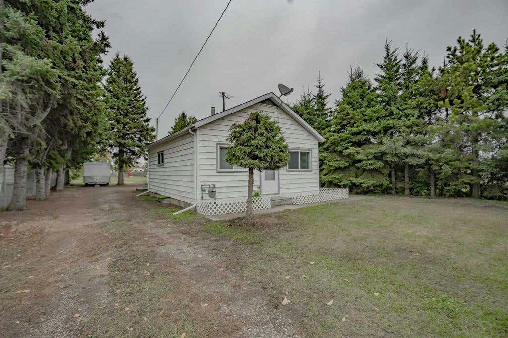 4714 50th Avenue, Berwyn, AB T0H0E0 House For Sale RE/MAX A2168783