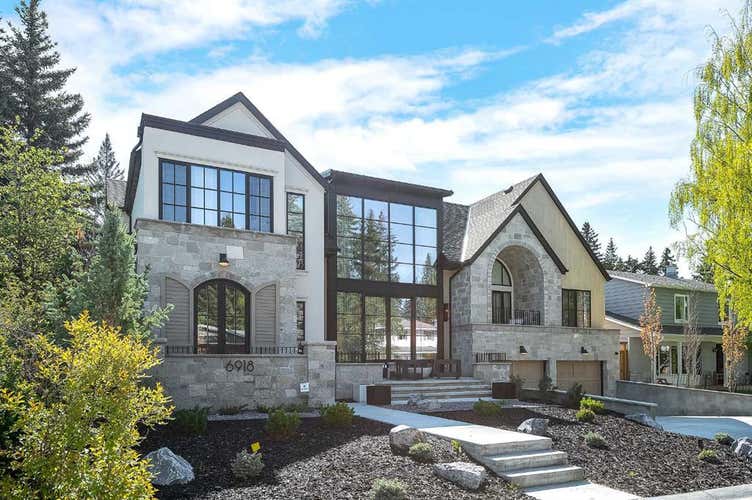 6918 Legare Drive SW