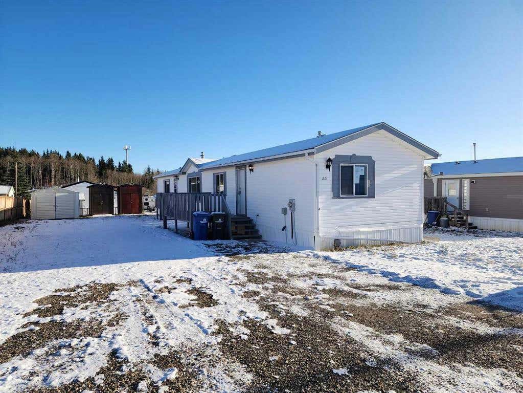221 Mawdsley Crescent, Grande Cache, AB T0E0Y0 House For Sale RE/MAX