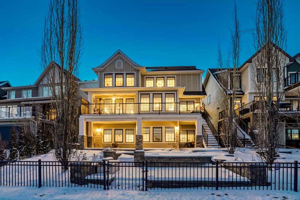 1117 COOPERS DRIVE SW