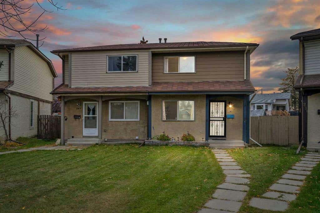 23A Ranchero Bay NW, Calgary, AB T3G 1B6 Duplex For Sale RE/MAX