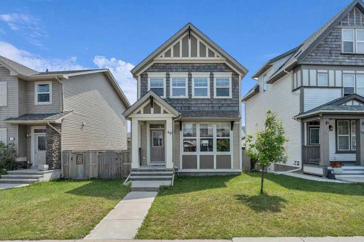 49 Skyview Point Common NE