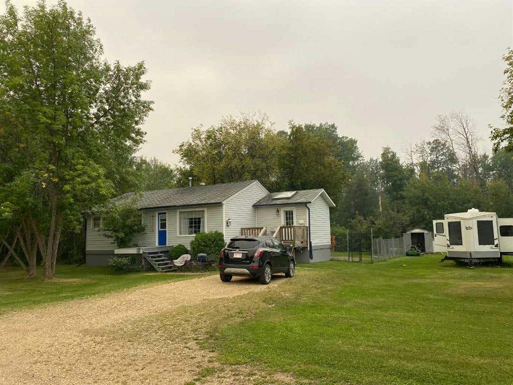4814 52 Street, Eaglesham, AB T0H 1H0 House For Sale RE/MAX A2164950