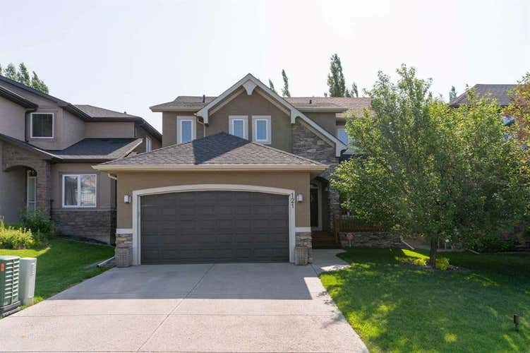 121 Panatella Green NW