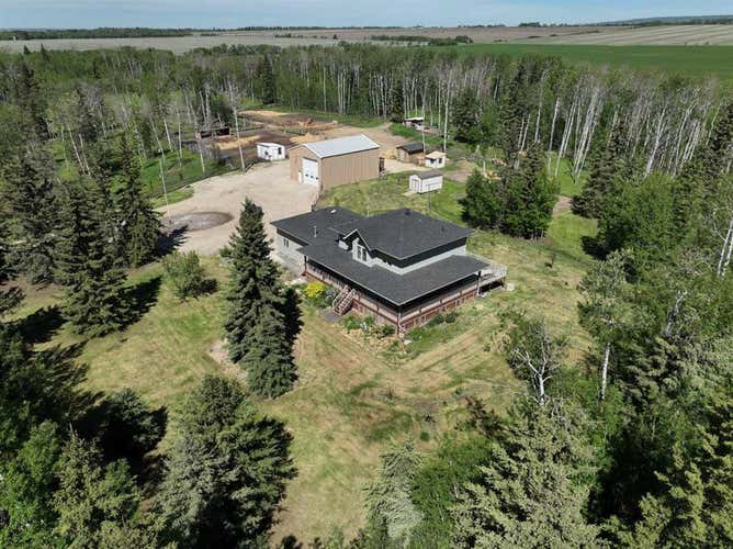 90022 Township Road 710