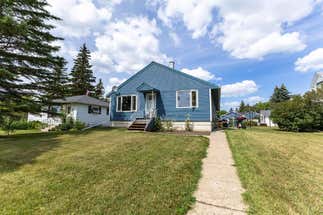 4504 49 Ave