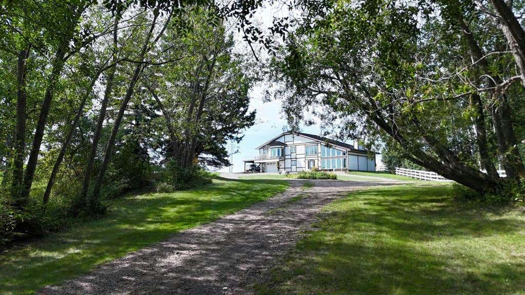 23221 HWY 12, Alix, AB T0C0B0 Commercial Real Estate For Sale RE/MAX