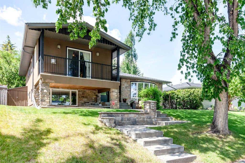 51 WIMBLEDON DRIVE SW
