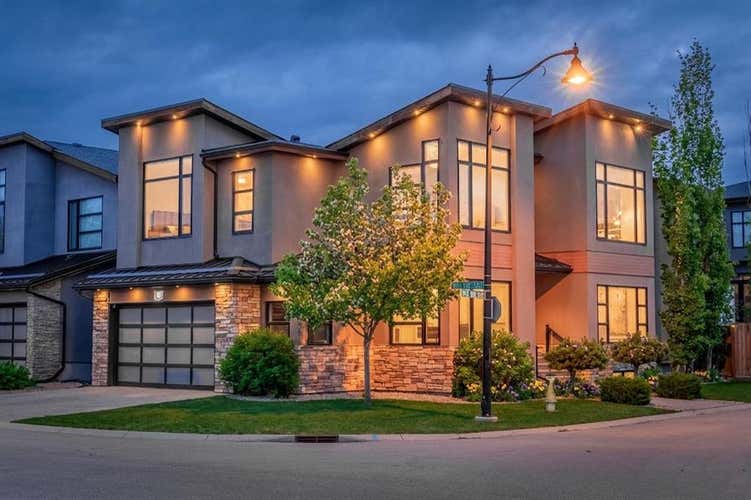 81 West Point Close SW