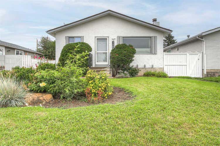 3948 Marbank Drive NE