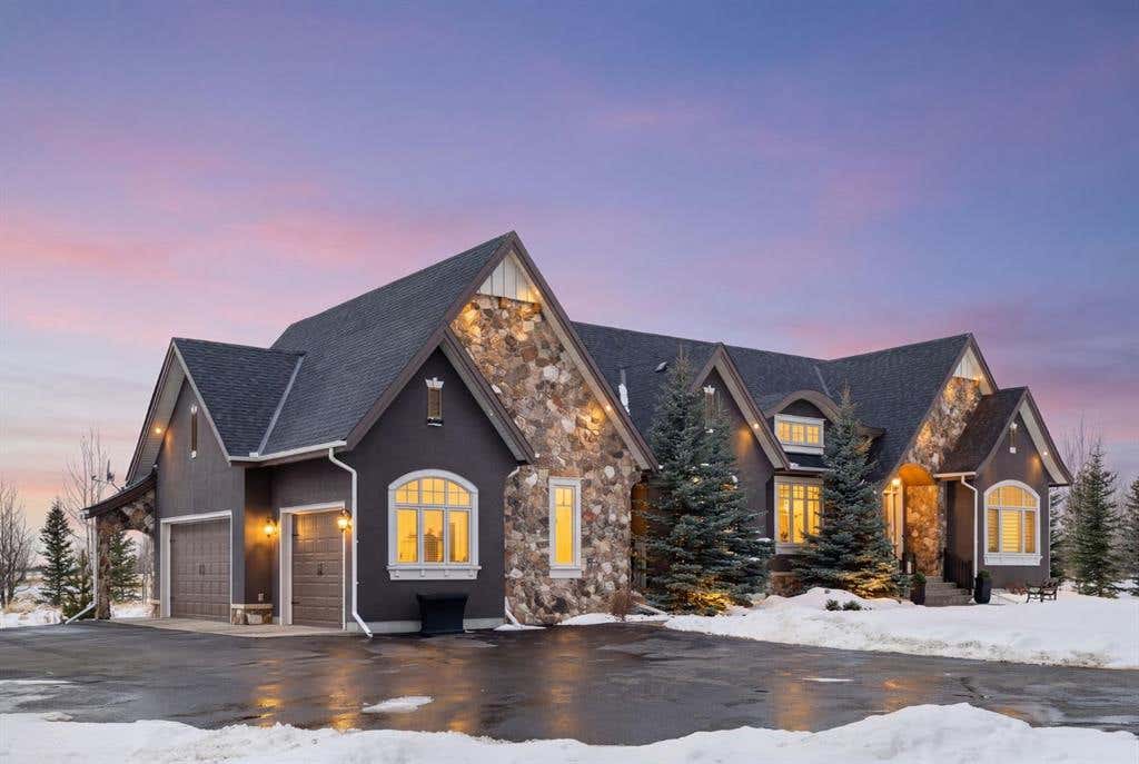 107 WILLOW CREEK SUMMIT