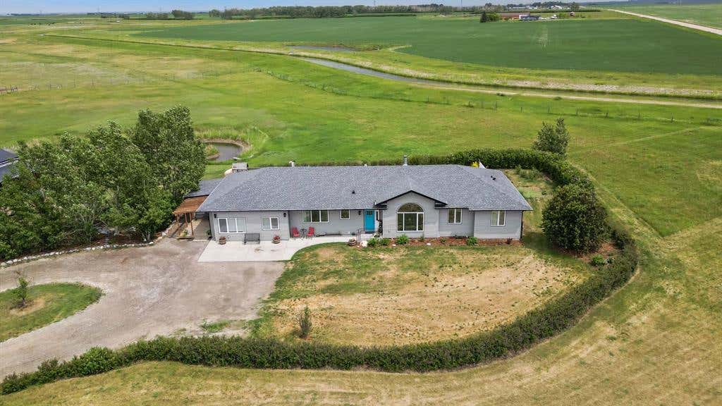 250020 RANGE ROAD 275