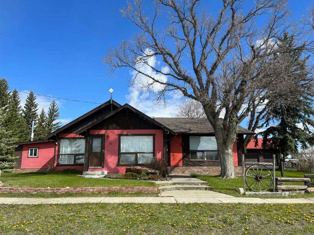 75 Center Street, Glenwood, AB T0K 2R0 House For Sale RE/MAX A2168940