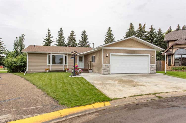 5014 60 Street Close