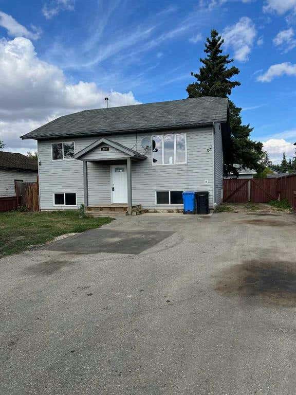 111 6 A Street, Beaverlodge, AB T0H 0C0 House For Sale RE/MAX A2165697