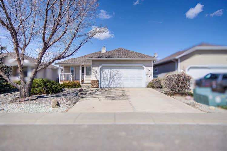 26 Skyline Crescent