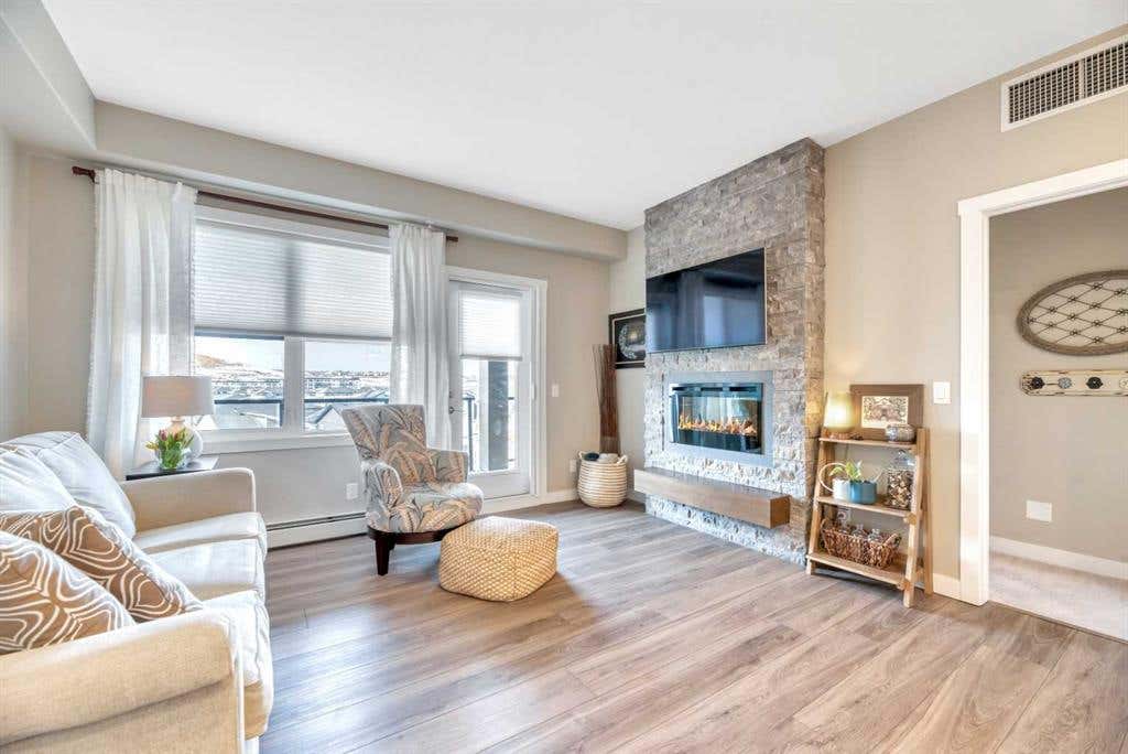 415-55 WOLF HOLLOW CRESCENT SE, CALGARY, AB T2X 5K2, photo 1