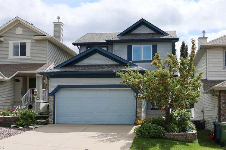 160 Royal Birch Circle NW