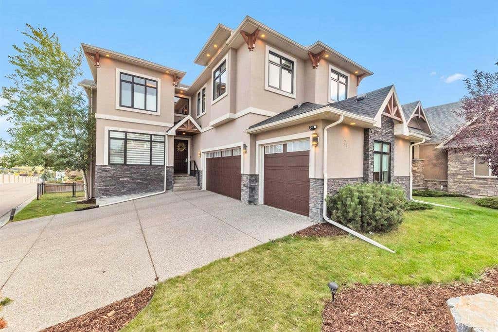 71 Elmont Rise SW, Calgary, AB T3H 4X9 House For Sale RE/MAX A2169631