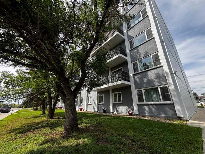 405, 10230 106 Avenue