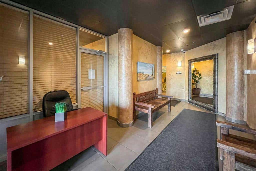 201 118 Millennium Dr  