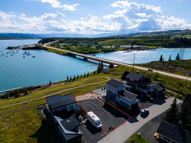 407 Cottage Club Grove