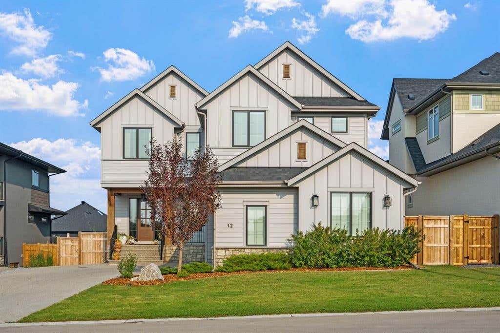 12 JUNEGRASS TERRACE