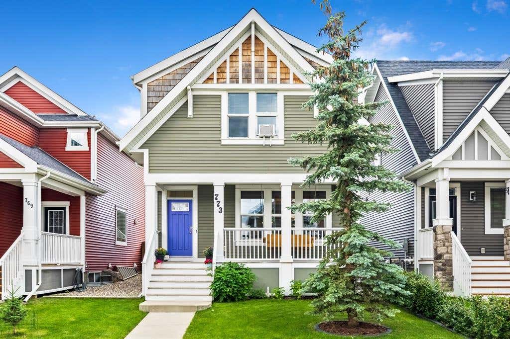 773 RIVER HEIGHTS CRESCENT