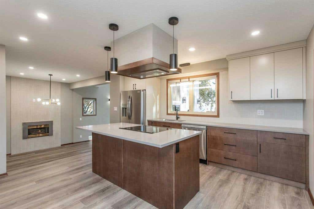 63 Addinell Close, Red Deer, AB T4R 1B3 House For Sale RE/MAX A2177107