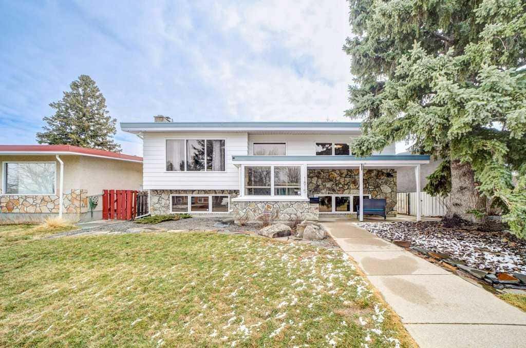 1815 LAKEPOINT ROAD S