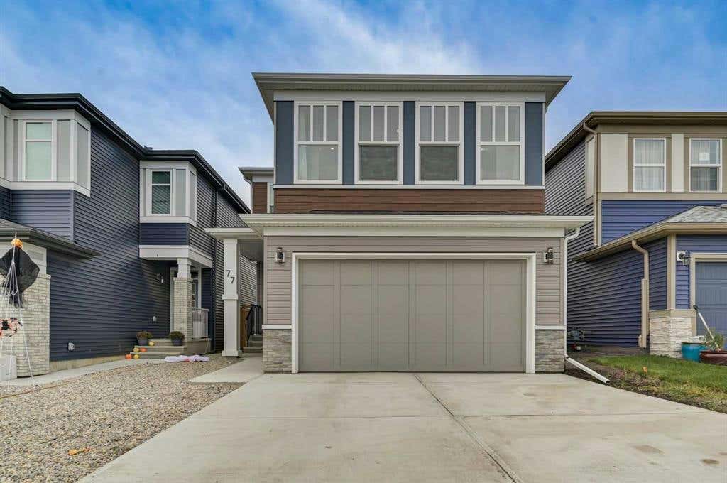77 Belmont Villas SW, Calgary, AB T2X4W4 House For Sale RE/MAX A2174182
